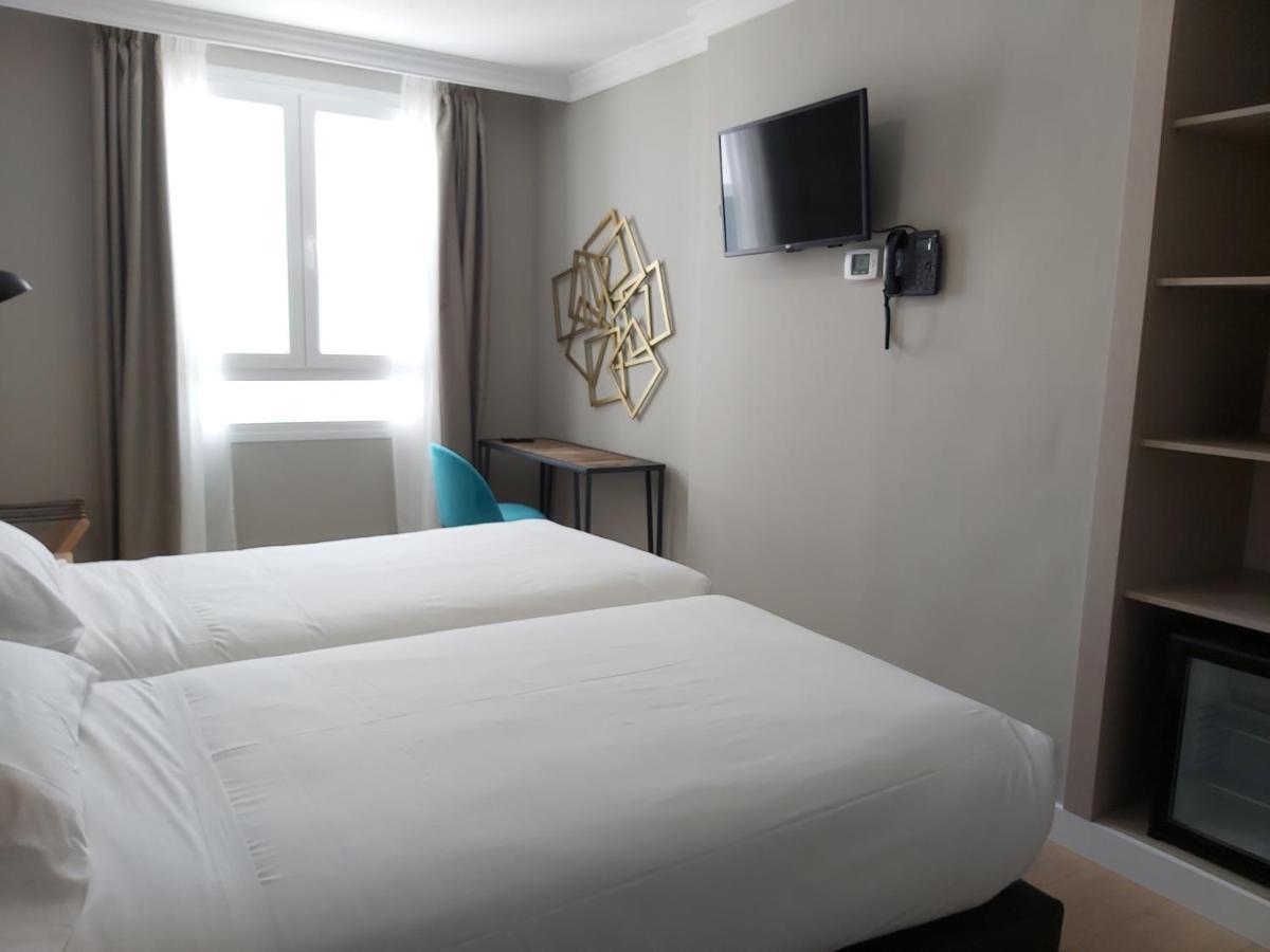 Micampus Burgos Centro Student Residence エクステリア 写真